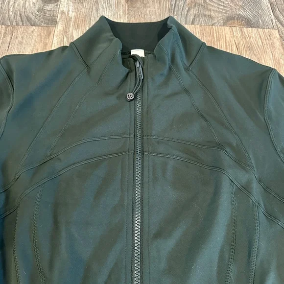 NEW with tags! Lululemon Define Jacket *Nulu Rainforest Green sz 14 - Picture 2 of 8